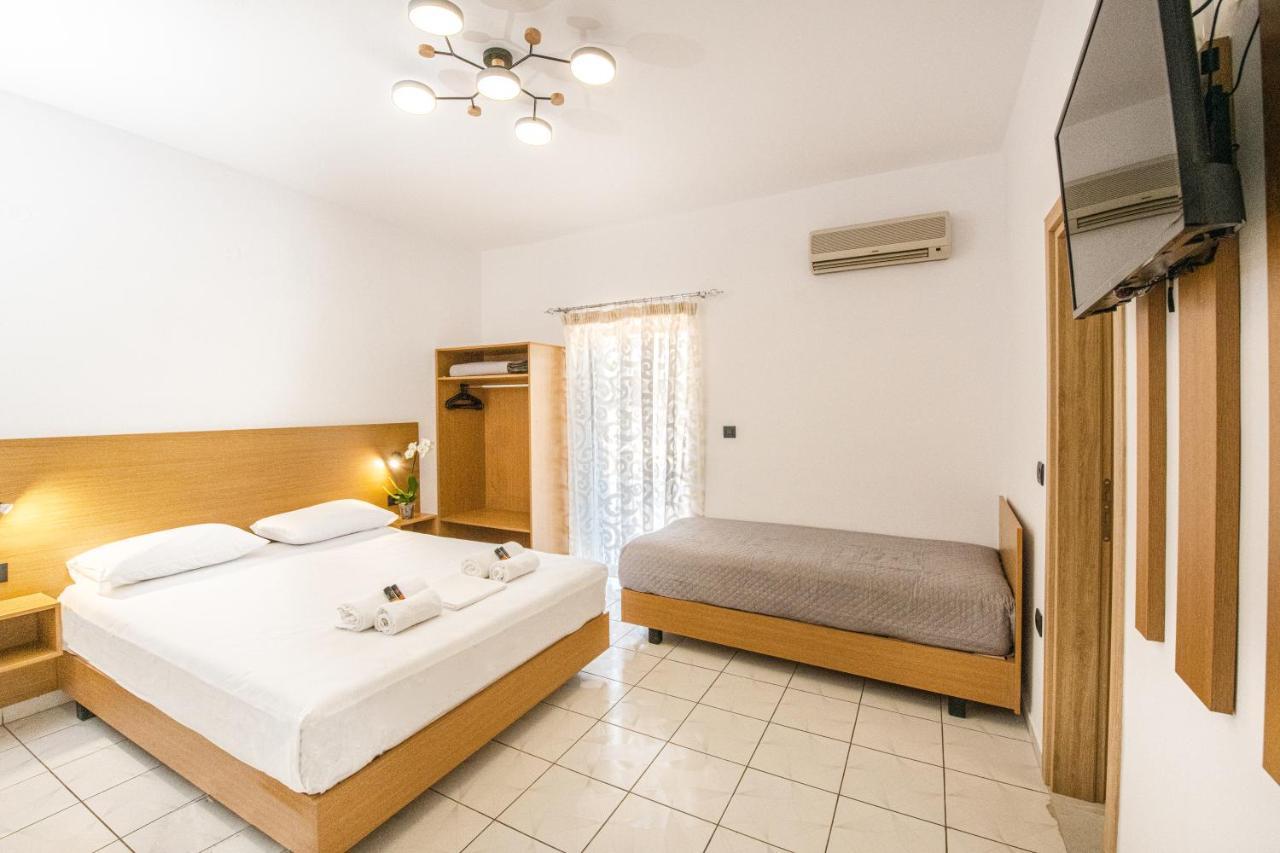 Smaroula Hotel Elafonisi Exterior photo